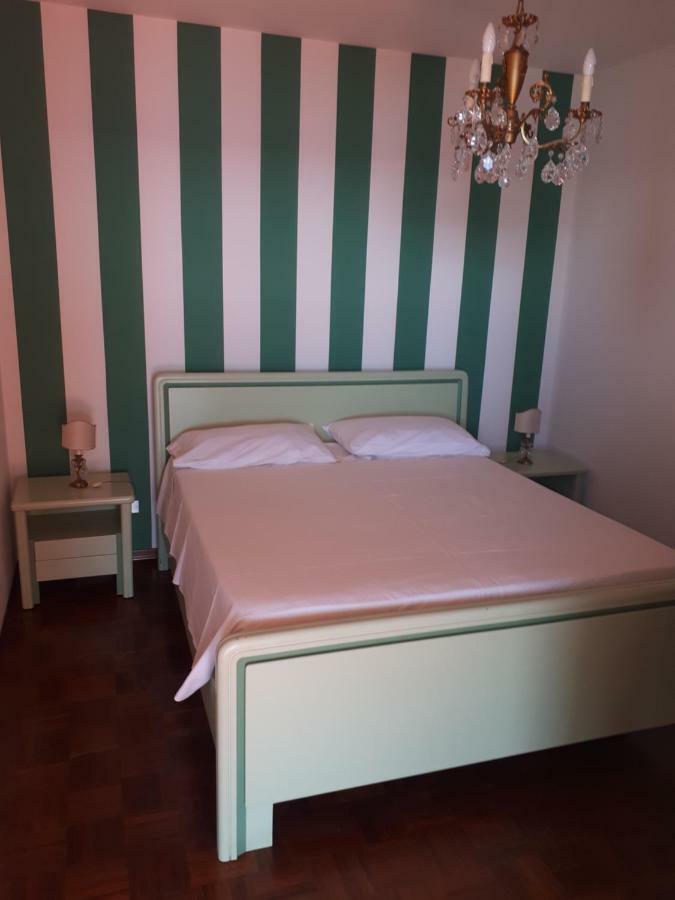 Rifugio Societa Semplice Apartment Ospedaletti Bagian luar foto