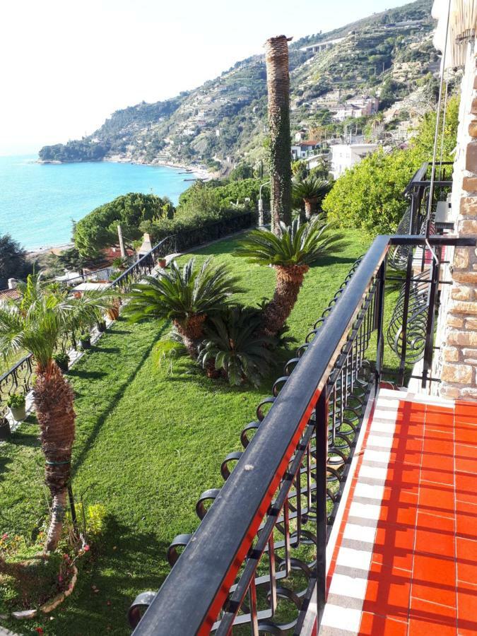 Rifugio Societa Semplice Apartment Ospedaletti Bagian luar foto